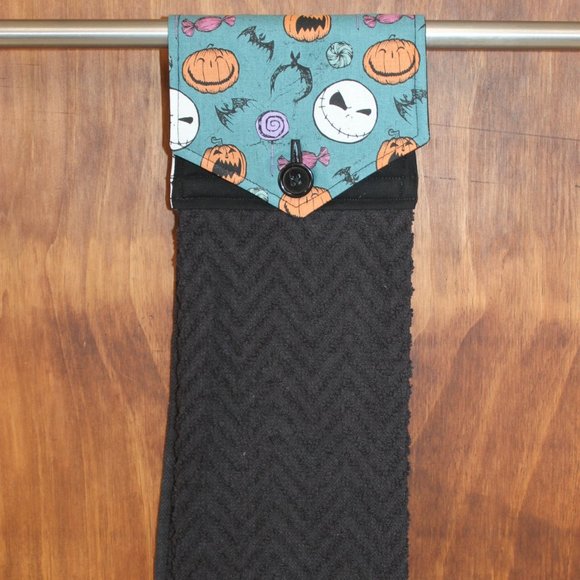 NIGHTMARE BEFORE CHRISTMAS & PUMPKIN HANDMADE HANGING KITCHEN HAND COTTON TOWEL - Picture 2 of 4